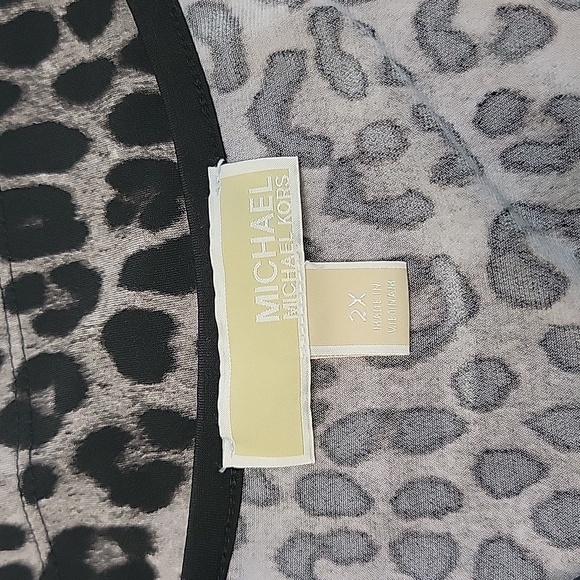 MICHAEL KORS 2X ANIMAL PRINT BELL SLEEVE BLOUSE - Picture 10 of 11